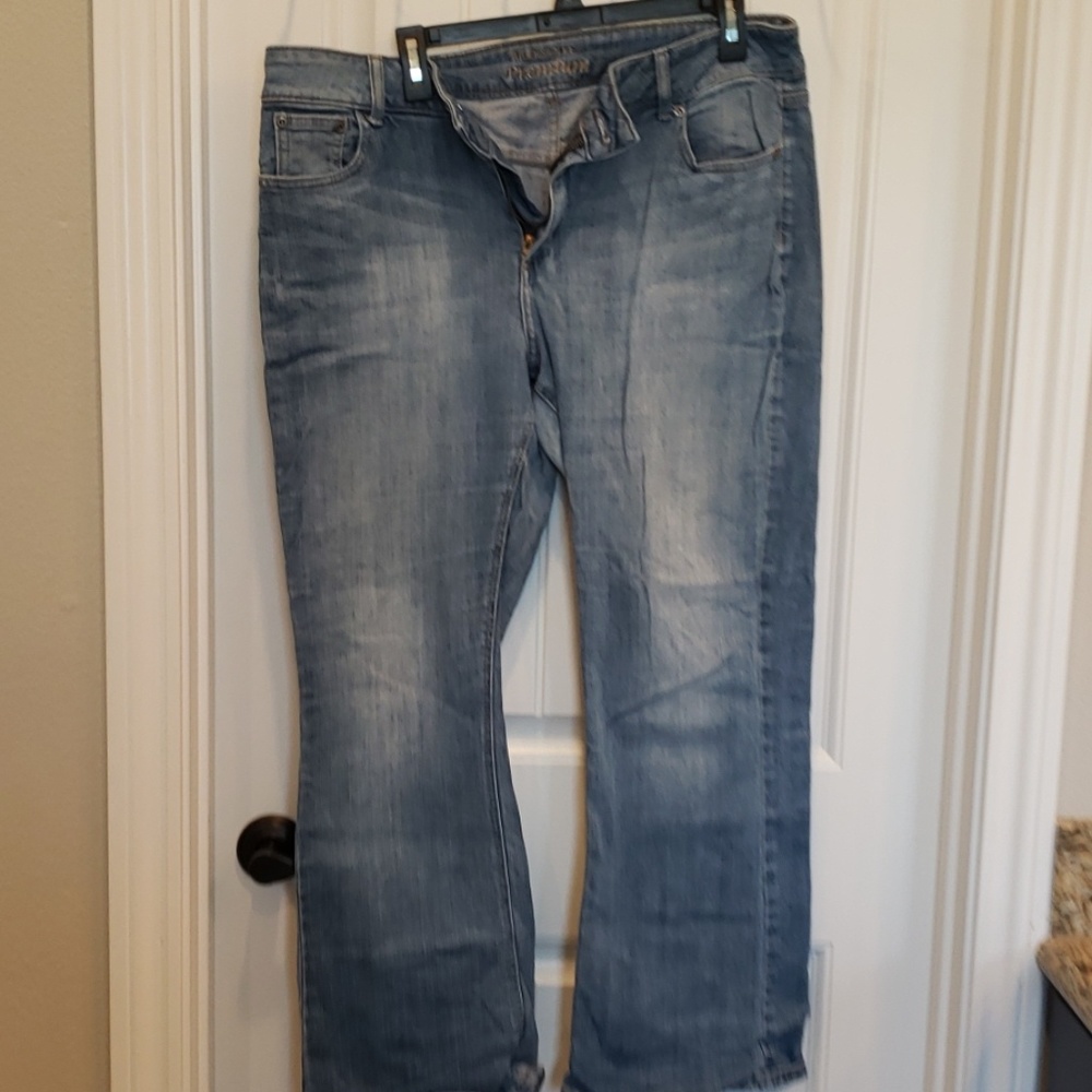 Boot cut Women's plus size jeans